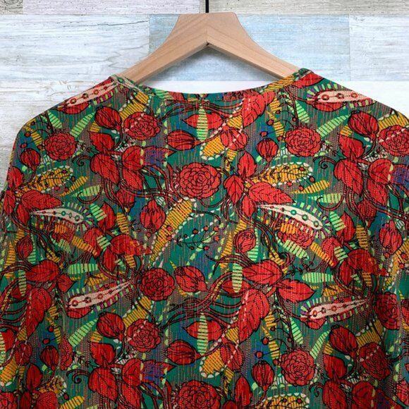 LuLaRoe Irma Tunic Top Red Green Floral Womens Size XXS 2XS NEW NWT - Picture 5 of 8